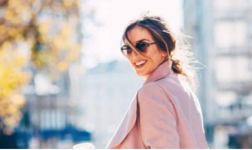 服布斯定制|工作服款式的选择应遵循以下几点